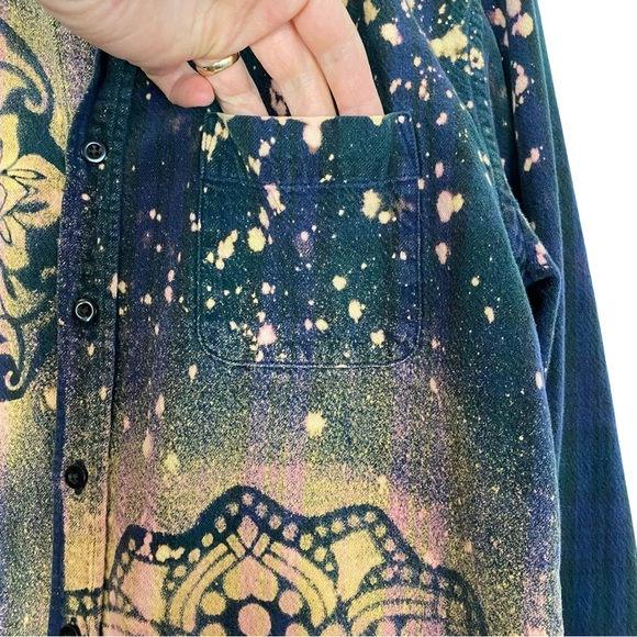 Frank & Oak Flannel Shirt Women Size Large Boho Floral Stencil Bleached Handmade - Picture 4 of 14